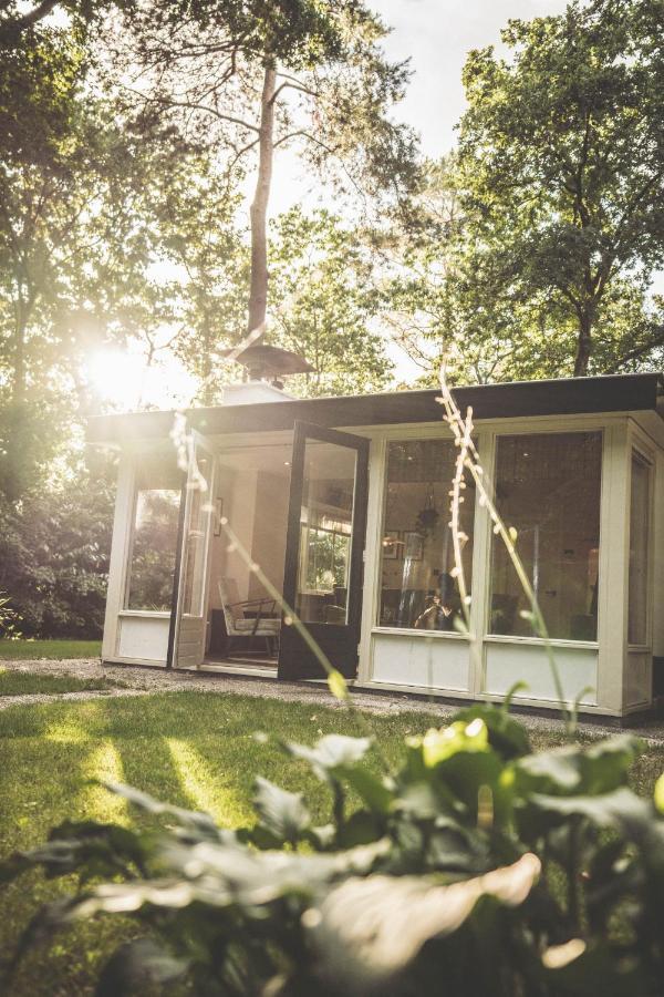 Boshuisje op de Veluwe Nunspeet Buitenkant foto
